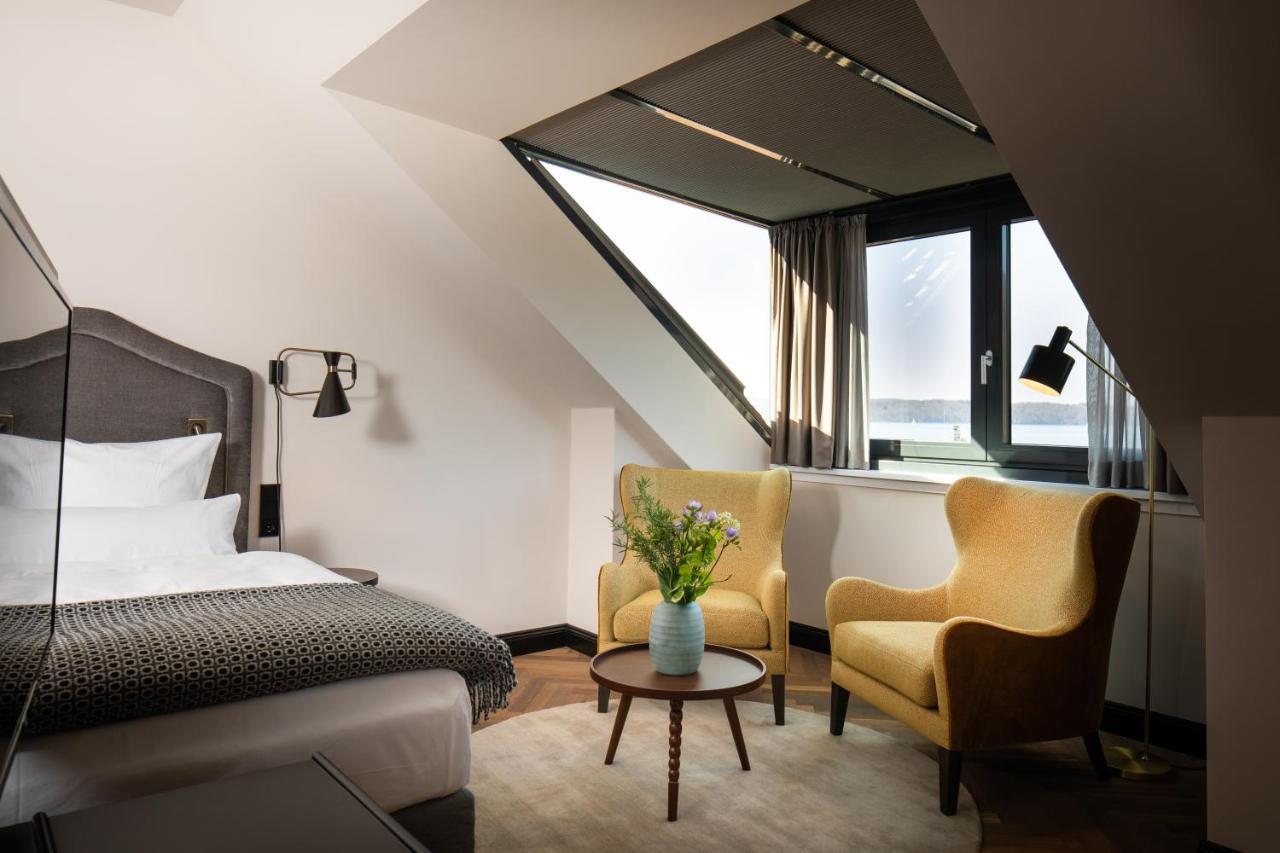 Das James Фленсбург Екстериор снимка A room at the Hotel